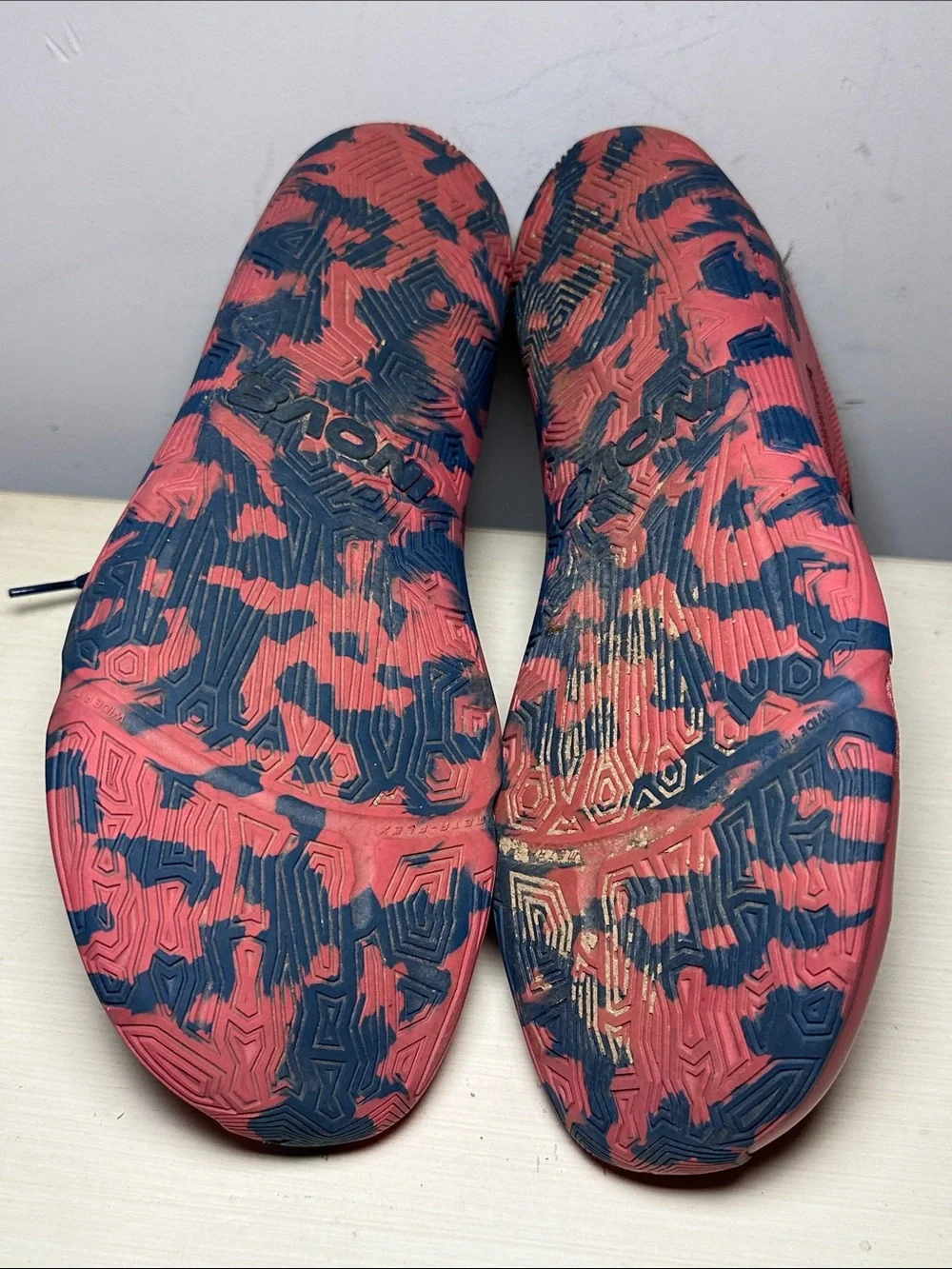 Inov-8 mens bare-xf boomerang Coral Pink and Navy Trail Sneakers